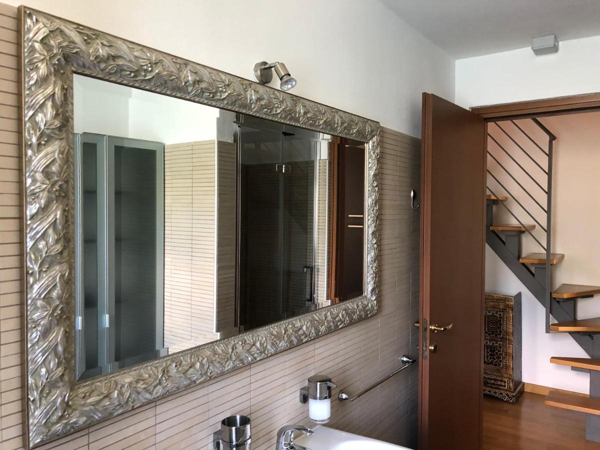 La Valletta Suite Dervio Exteriör bild